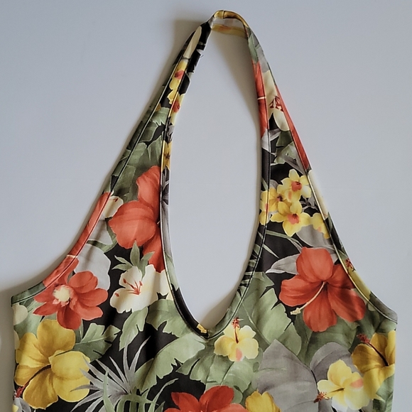 SPOILED GIRL Tropical Print Floral V-Neck Halter Dress size M - Picture 2 of 8